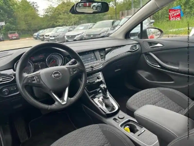 Opel Astra 1.6 d 136ch innovation automatique — photo 15