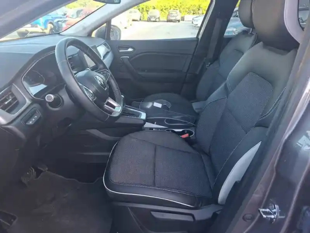 Renault Captur tce 130 edc fap — photo 9
