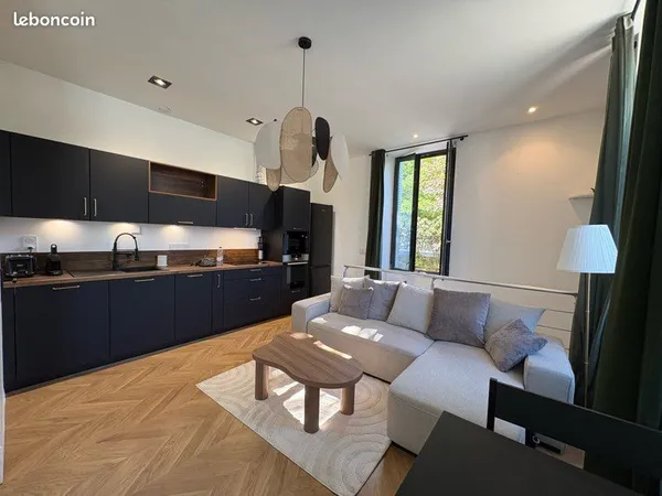 ANNECY - Loft meublé 40 m² dans maison annécienne - Jardin - Parking