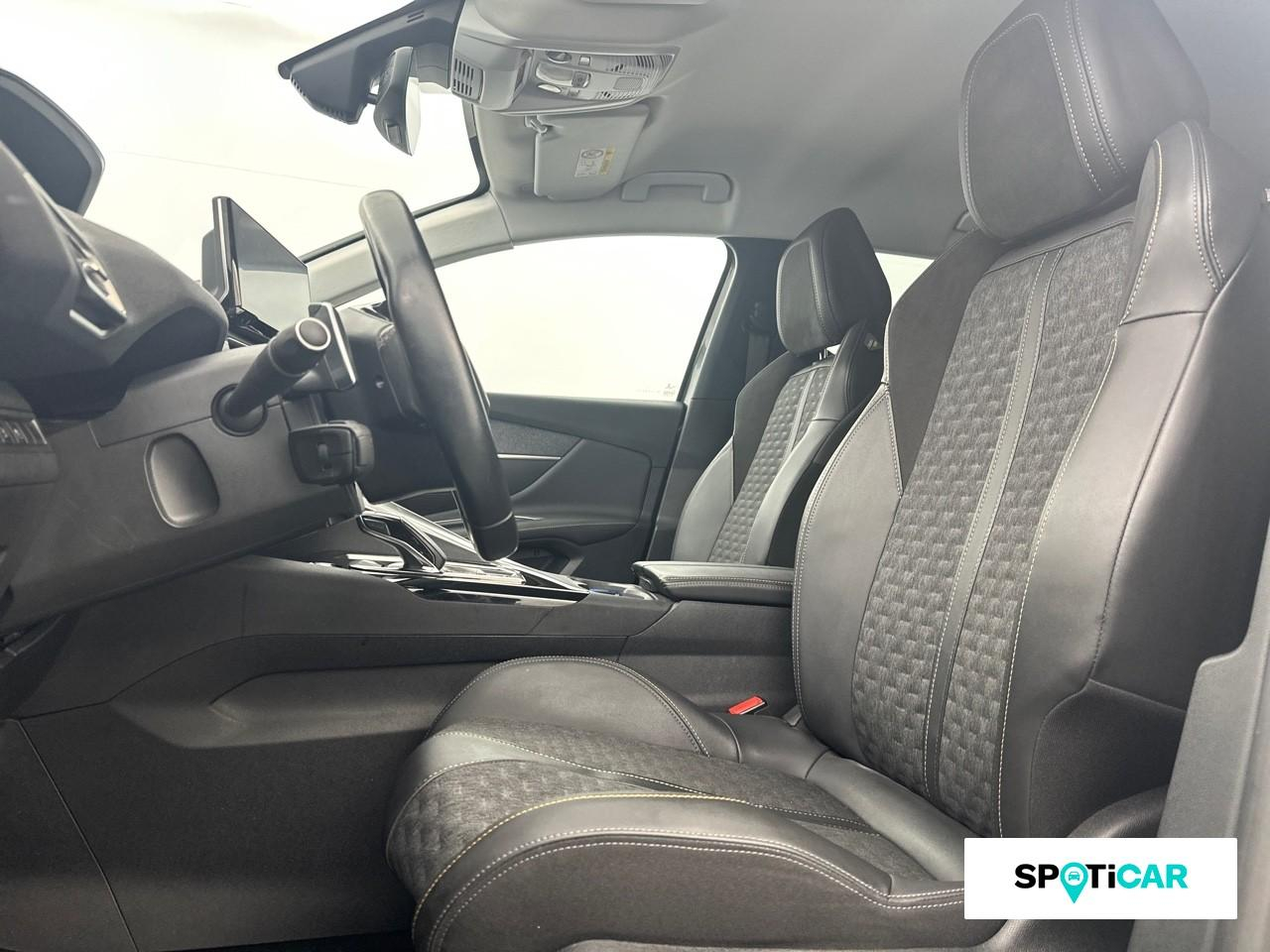 Peugeot 3008 hybrid 225ch roadtrip e-eat8 — photo 9