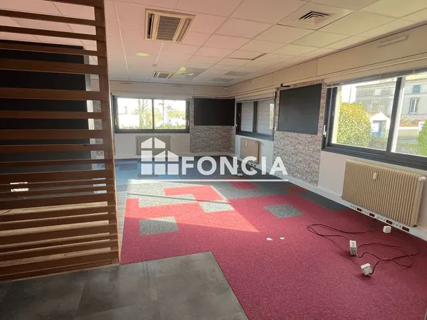 Bureaux de 335 m² en très bon état