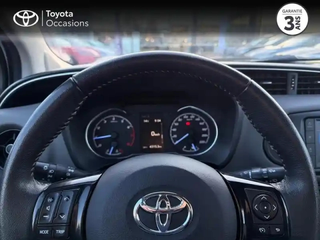Toyota Yaris 70 vvt-i france connect 5p my19 — photo 13