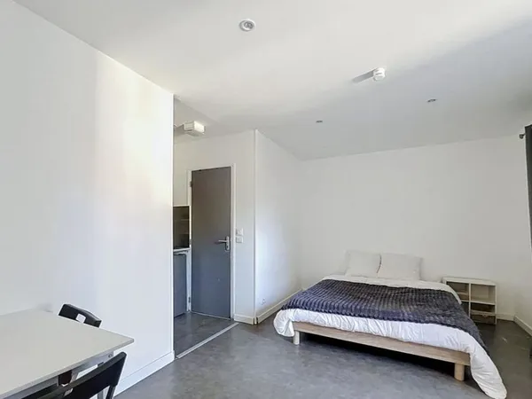 Appartement 1 pièce 16 m²