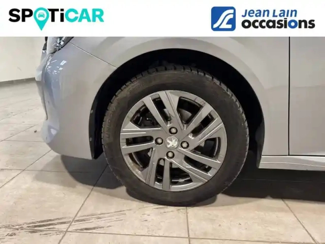 Peugeot 208 puretech 100 s&amp;s eat8 — photo 13