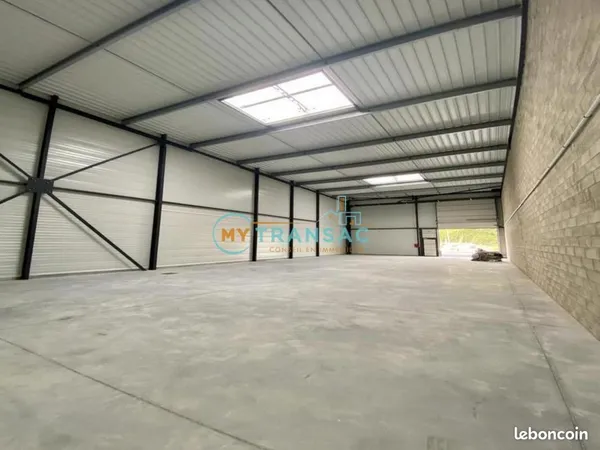 Local industriel 432 m²