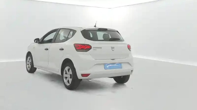 Dacia Sandero eco-g 100 - 22 — photo 9