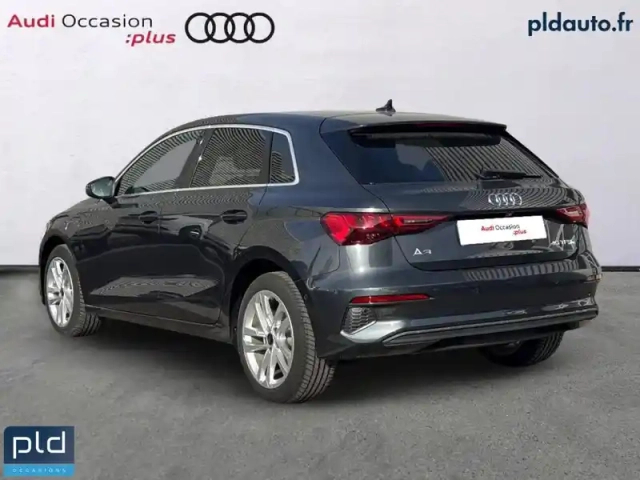 Audi A3 sportback 40 tfsie 204 s tronic 6 — photo 2