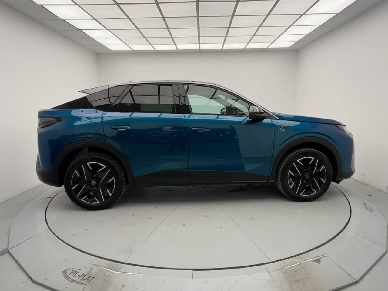 Peugeot 3008 hybrid 145 e-dcs6 gt — photo 6