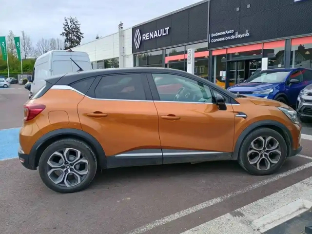 Renault Captur tce 140 - 21 — photo 7