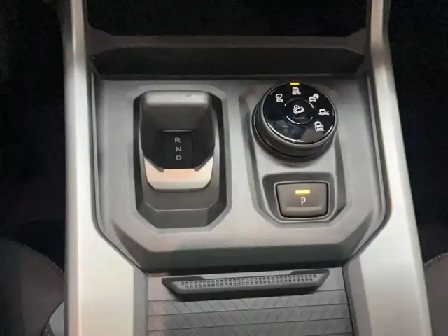 Dacia Bigster hybrid-g 150 4x4 — photo 39