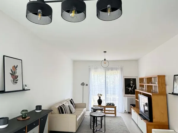 Colocation dans maison avec jardin