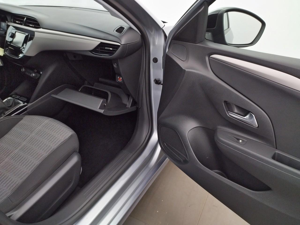 Opel Corsa 1.2 75 ch bvm5 edition — photo 24