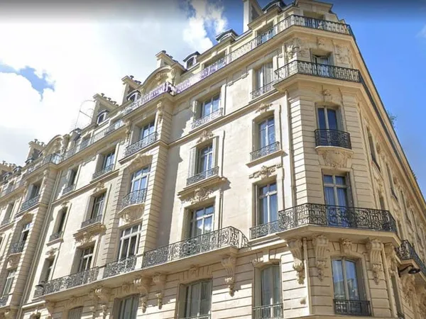 Bureaux 198 m²