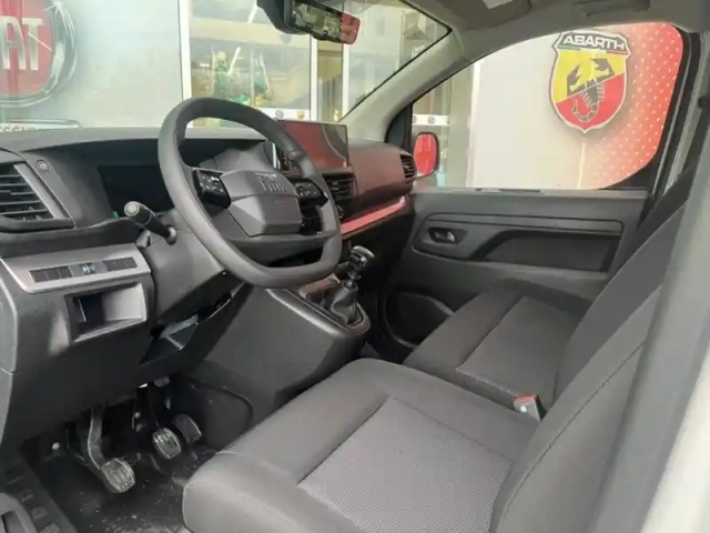 Fiat Scudo fg m 1.5 diesel 120ch pack premium connect — photo 14