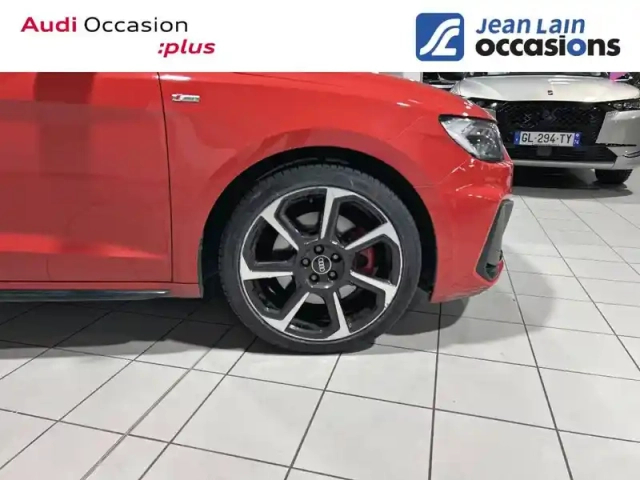 Audi A1 sportback 40 tfsi 207 ch s tronic 7 — photo 9