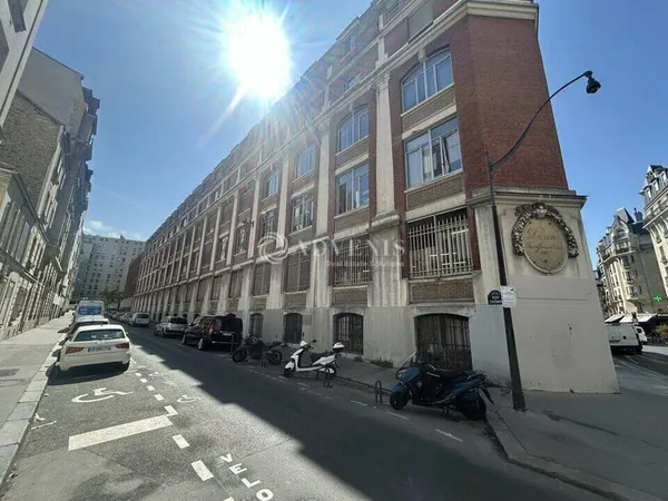 Bureau 254 m²