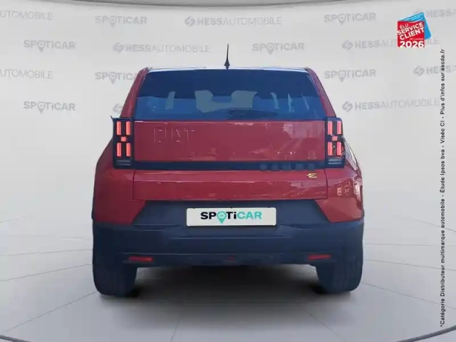 Fiat Panda grande  electrique 113ch red — photo 7