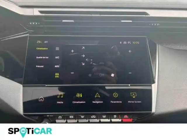 Peugeot 308 phev 180ch allure pack e-eat8 — photo 14