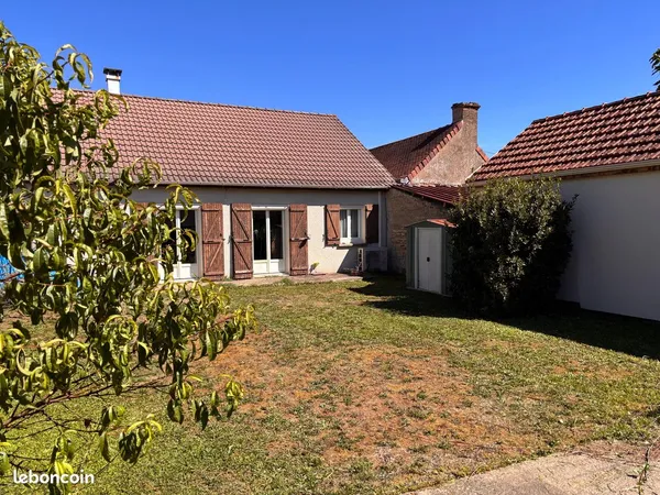 Maison de plain-pied 79 m² - 2 chambres - Terrain 354 m²
