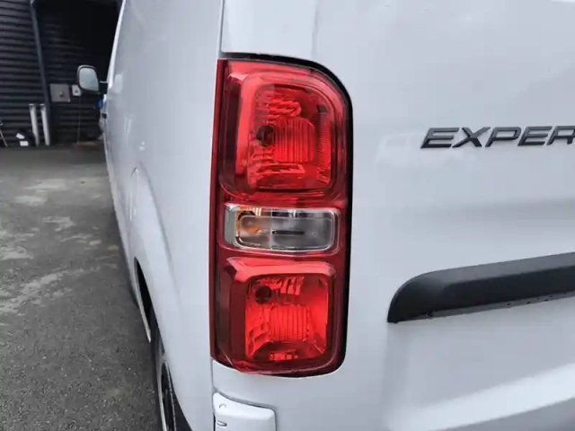 Peugeot Expert fgn m bluehdi 145 s&amp;s eat8 — photo 17