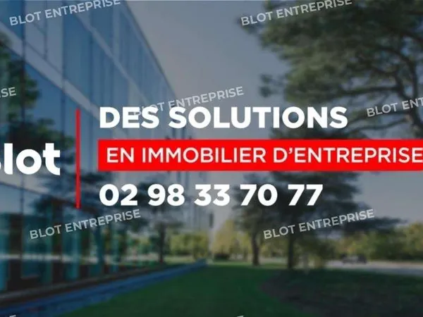 À LOUER - LOCAL D'ACTIVITES - 1617 m² -LANDIVISIAU