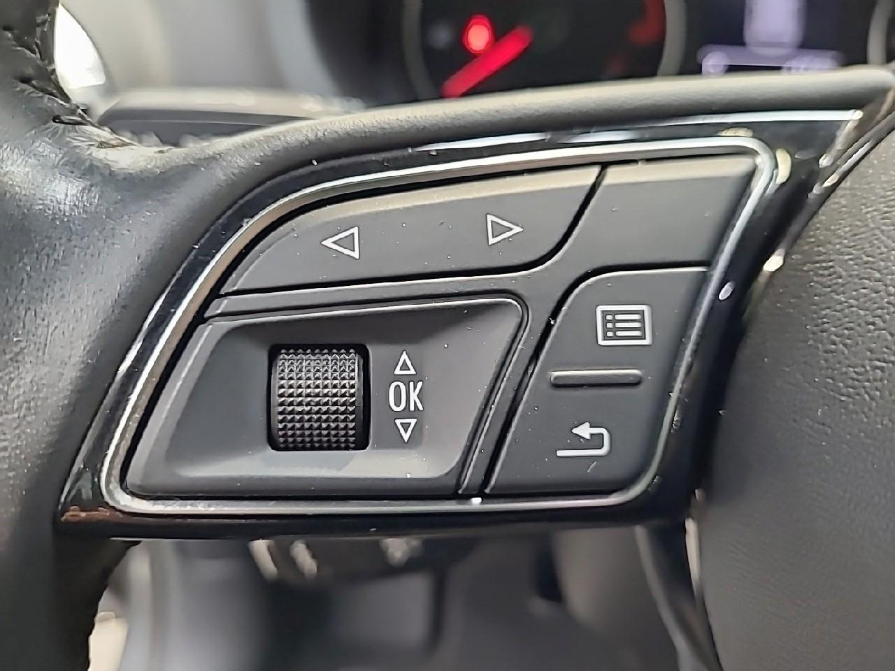 Audi A3 a3 sportback 30 tfsi 116 s tronic 7 sport — photo 21