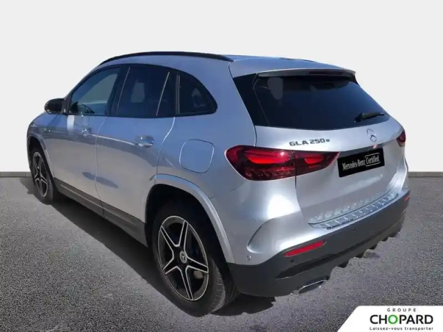 Mercedes Gla 250 e hybrid eq 8g-dct — photo 7