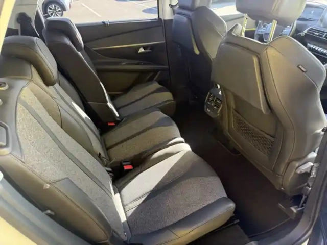 Peugeot 5008 1.5 bluehdi 130 allure — photo 22