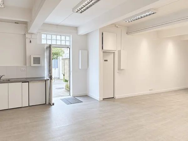 Bureaux 87 m²