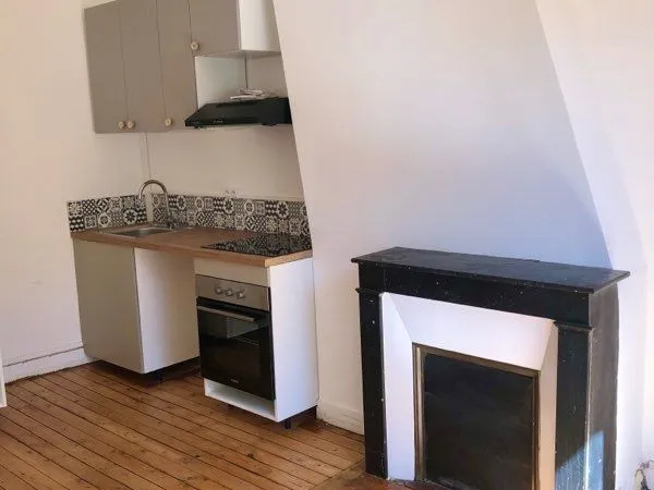 Hyper centre 3 Pieces 1e etage