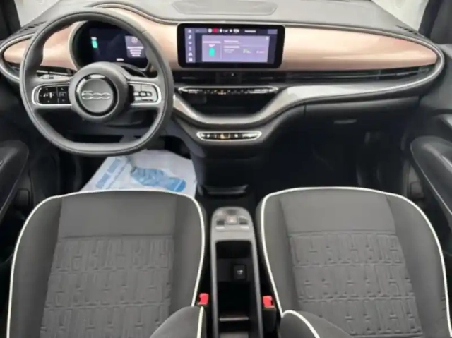 Fiat 500 e 118ch my23 — photo 13