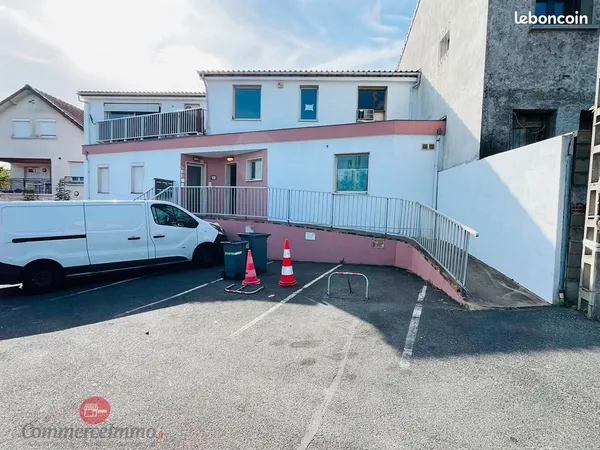 Boutique 300 m² VILLENEUVE LE ROI