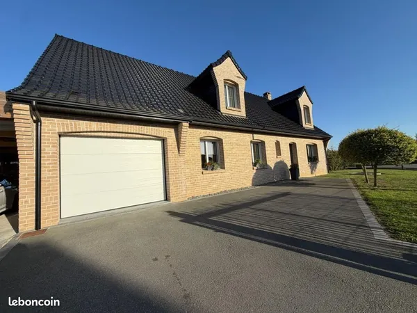 Maison 11 pièces 180 m²