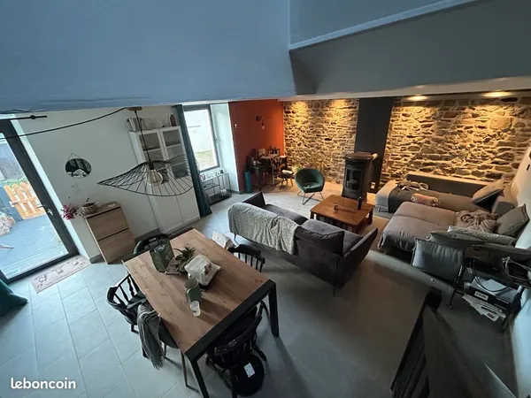 Charmante maison en pierre