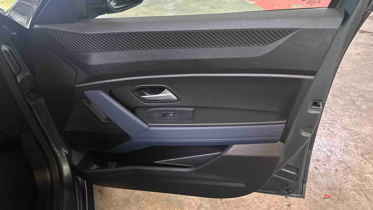 Dacia Duster Hybrid 140 — photo 25