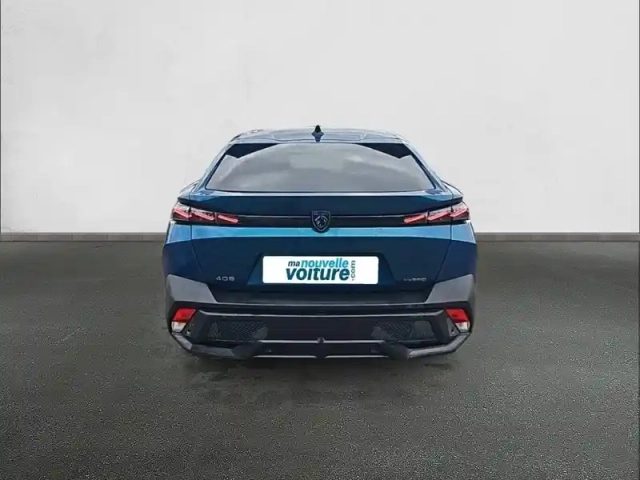 Peugeot 408 phev 225 e-eat8 — photo 5