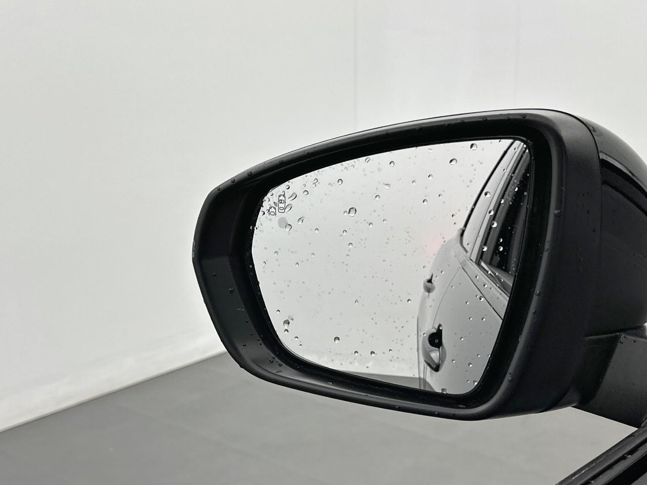 Peugeot 3008 hybrid 225 e-eat8 allure pack — photo 33