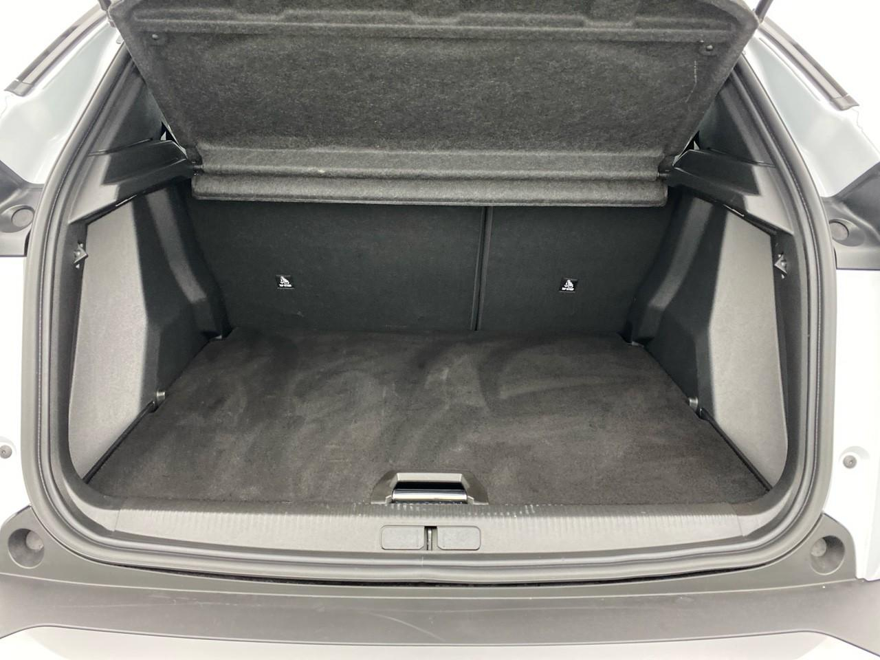 Peugeot 2008 hybrid 145 ch e-dcs6 allure — photo 6