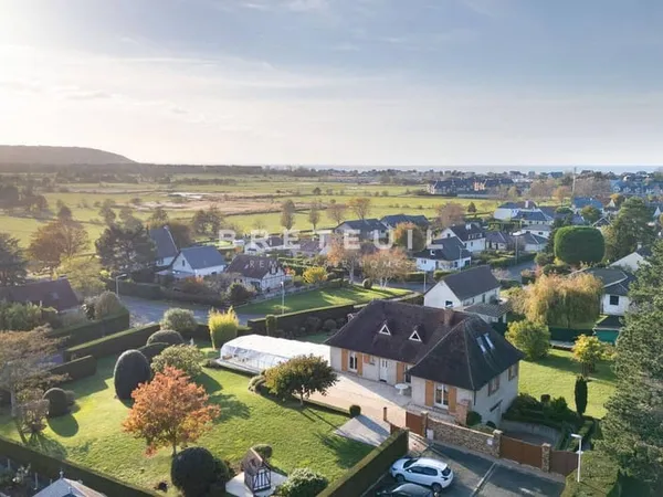 Maison 8 pièces 226 m²