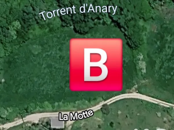 Terrain 2020 m²