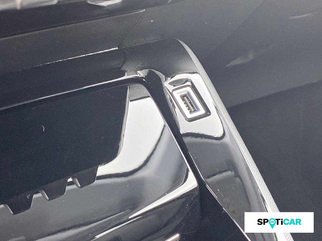 Peugeot 208 1.2 puretech 100ch s&s allure  pack — photo 16
