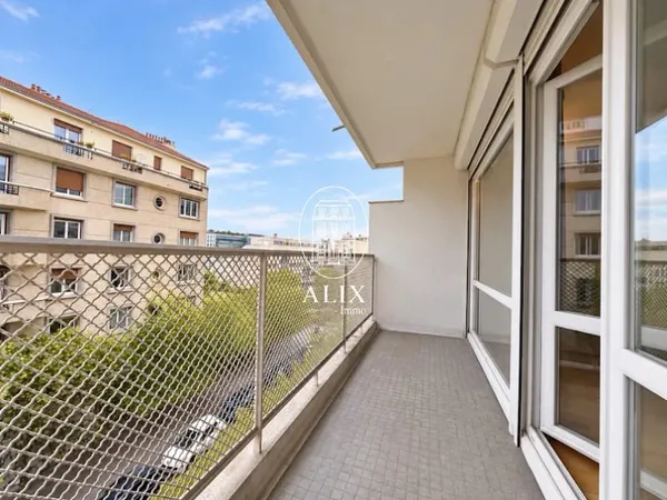 Studio 1 pièce 32 m²