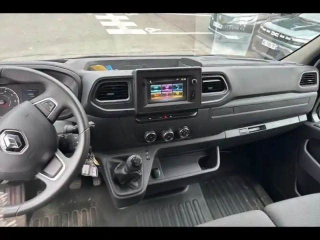 Renault Master fg f3500 l2h2 2.3 blue dci 135ch grand confort euro6e — photo 9