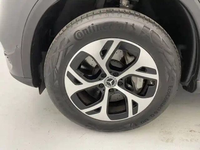 Mercedes Glc 300 e 9g-tronic 4matic — photo 18