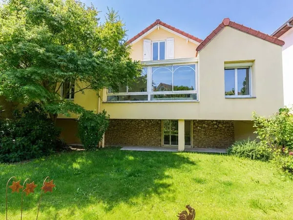 Maison 7 pièces 160 m²