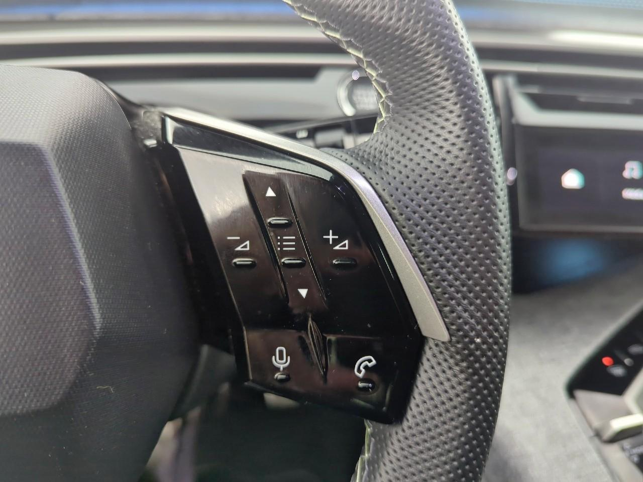 Peugeot 3008 hybrid 145 e-dcs6 gt — photo 20