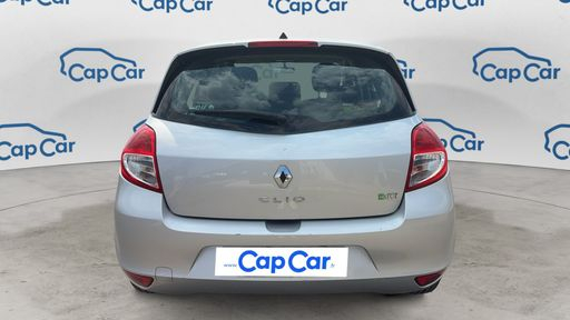 Renault Clio 1.5 DCI 90 - Expression – 2012 – 144000 km – Diesel – Boîte Manuelle — photo 11