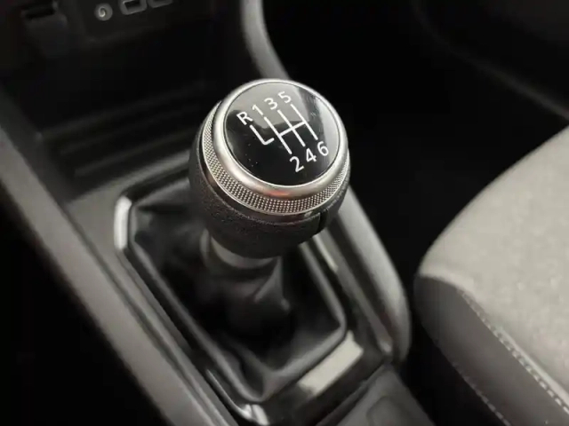 Renault Clio tce 90 — photo 27