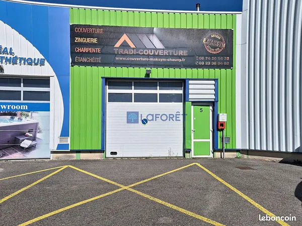 Local 130 m² CHAUNY