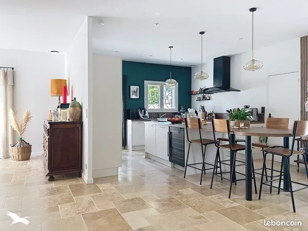 Maison 6 pièces 206 m²